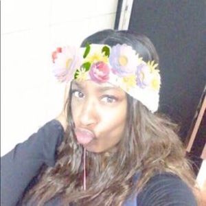 Meet your Posher, Vanessa